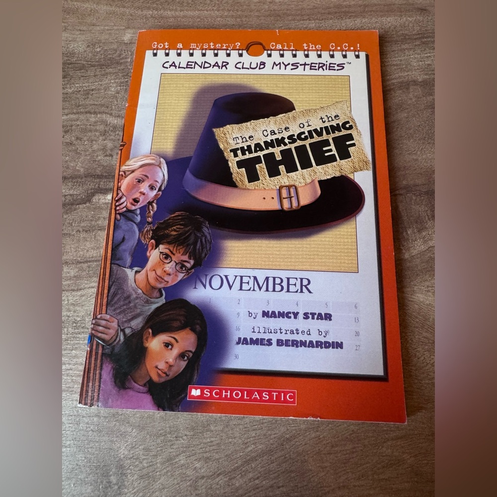 Case of the Thanksgiving Thief by Nancy Star Paperback